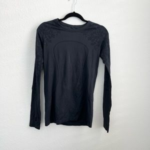 LULULEMON “I Run For Cheese” rare Swiftly Top